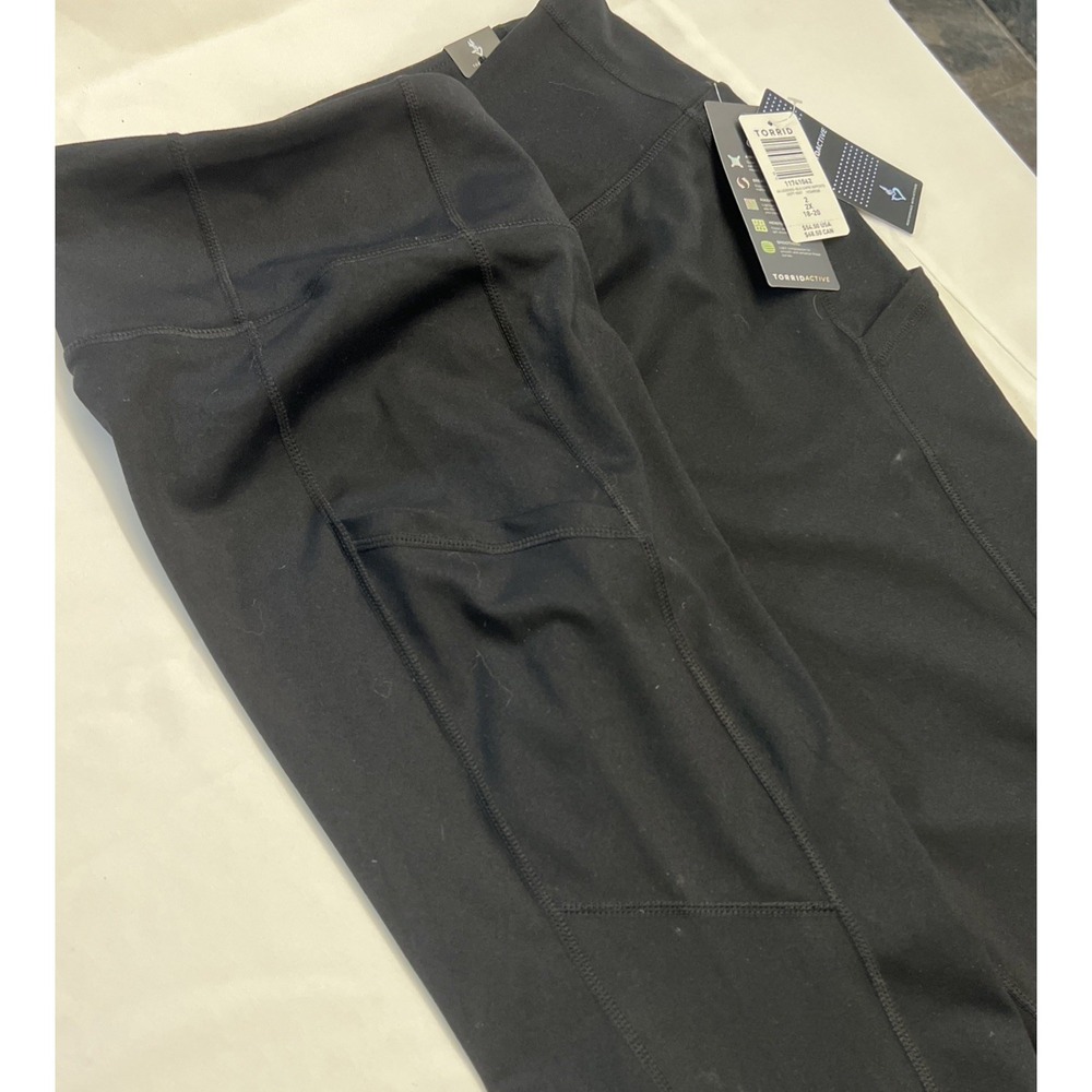 NEW 2X 18W 20W Torrid Active High Rise Capri Swim Legging Bottoms Black Plus NWT - Picture 3 of 6